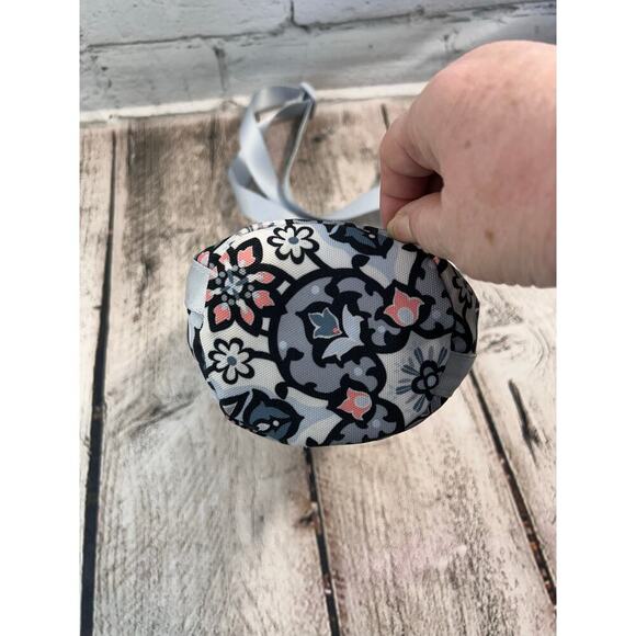 VERA BRADLEY Women’s “Lighten Up” Lisbon Medallion Water Bottle Crossbody - Picture 4 of 6